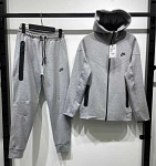 Nike Sportswear Tech Fleece-Set aus Hoodie und Jogginghose mit durchgehendem Reißverschluss