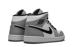 Air Jordan 1 Mid “Gris humo claro”