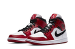 Air Jordan 1 Mid “Chicago”