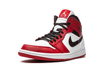 Air Jordan 1 Mid “Chicago”