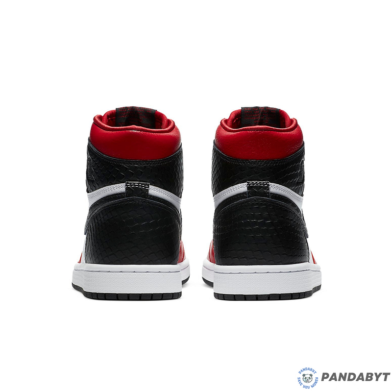 Pandabuy Air Jordan 1 Retro High Og 'Satin Red'