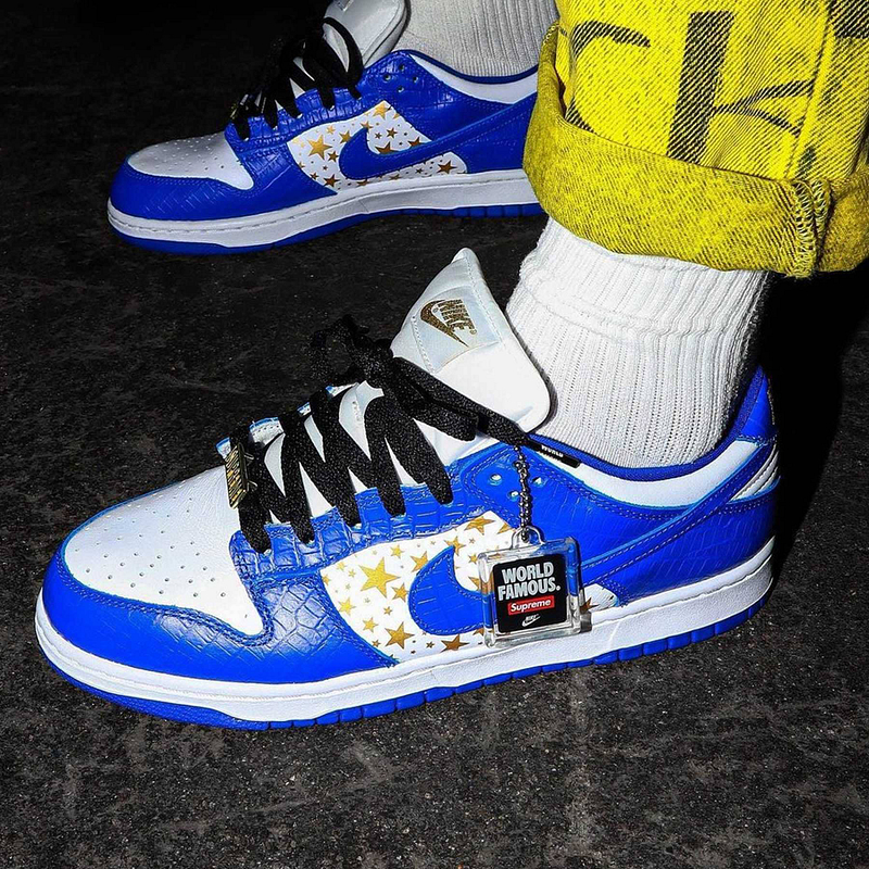 Supreme X Nike Dunk Low Og Sb Qs 'Hyper Royal'