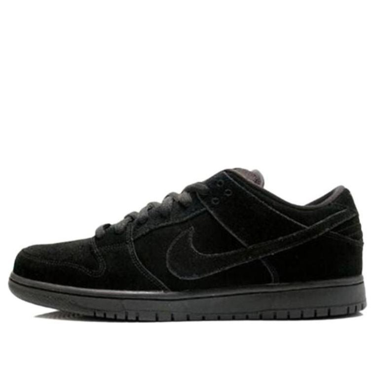 Nike Dunk Low Pro SB 'Blackout'