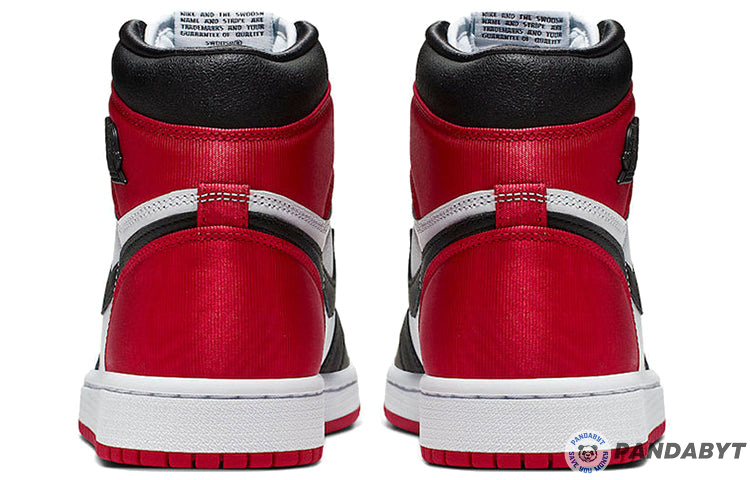 Pandabuy Air Jordan 1 Retro High „Satin Black Toe“