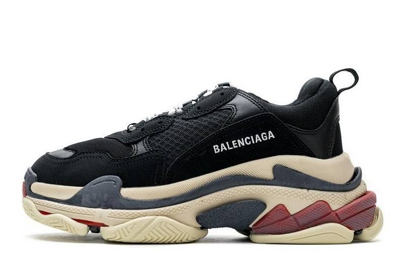 Balenciaga Triple S „Schwarz Rot“