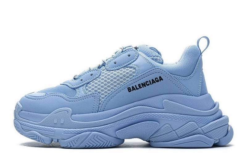 Balenciaga Triple S "chiaro di luna"