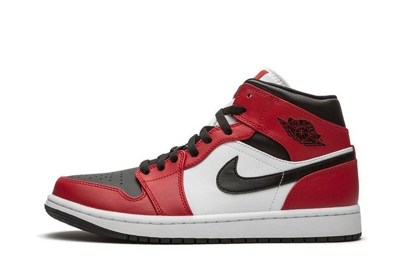 Air Jordan 1 “Black Toe” Médio