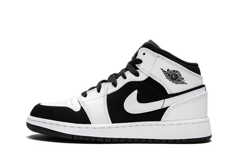 Air Jordan 1 Mid « Blanc Noir »