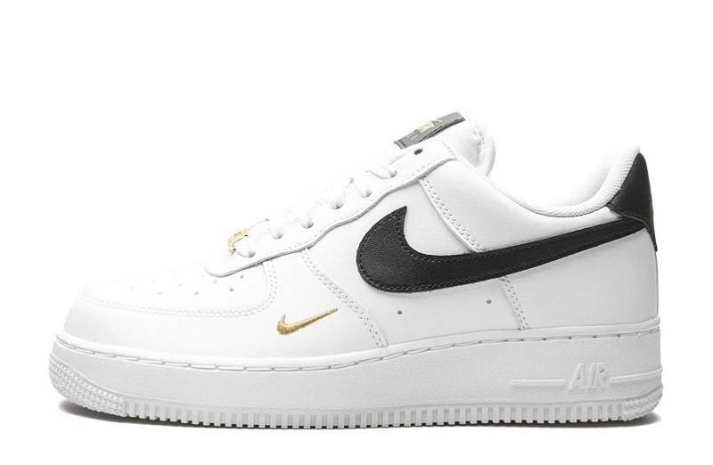 Nike Air Force 1 ’07 Essential “White Black”