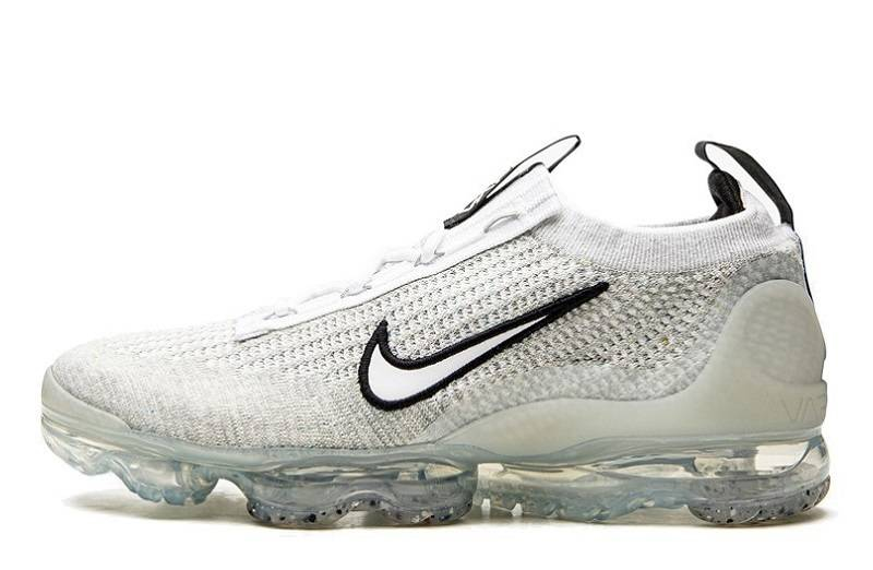 Nike Air VaporMax Flyknit 2021 „Srebrny”