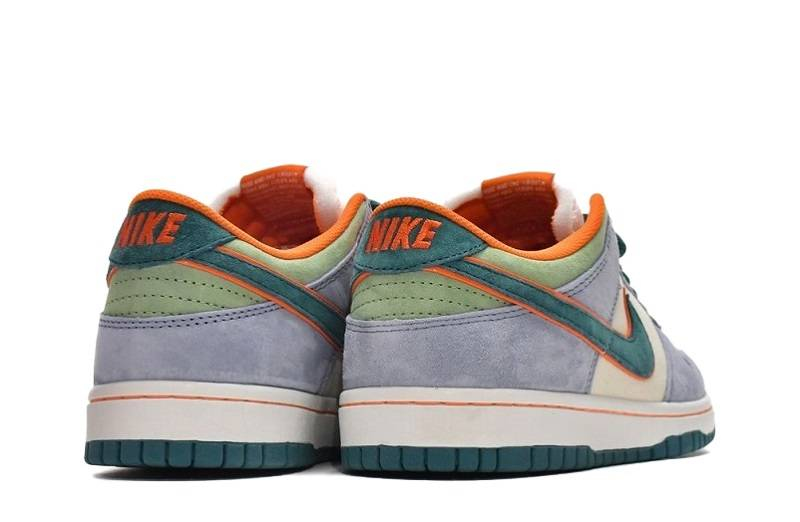 Nike Dunk Low Off-White “Verde Azul Rojo”