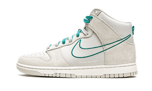 Dunk High First Use Light Bone Green Noise