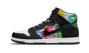 SB Dunk High TV Signal