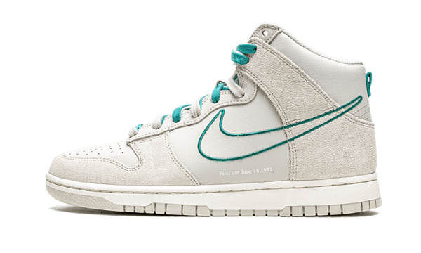 Dunk High First Use Light Bone Green Noise