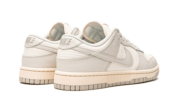 Dunk Low Light Bone