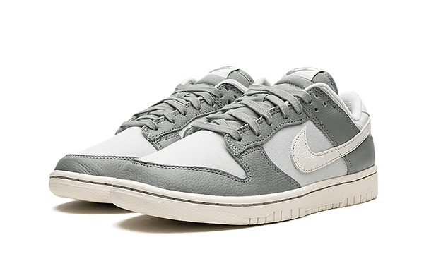 Dunk Low Mica Green