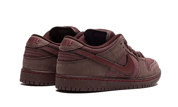 Sb Dunk Low City Of Love Burgundy Crush