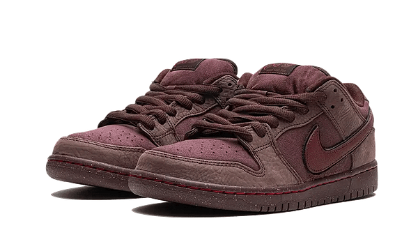 Sb Dunk Low City Of Love Burgundy Crush