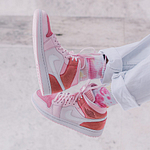 Air Jordan 1 Mid Digital Pink