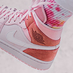 Air Jordan 1 Mid Digital Pink