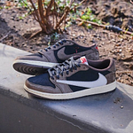 Air Jordan 1 Retro Low Travis Scott