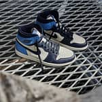 Air Jordan 1 Retro High OG Obsidian UNC 2019