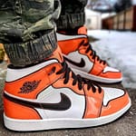 Air Jordan 1 Mid SE 'Turf Orange'