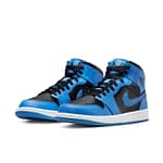 Air Jordan 1 Mid 'University Blue Black'