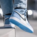 Air Jordan 1 Retro High OG 'University Blue'