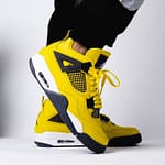 Air Jordan 4 Retro 'Lightning' 2021