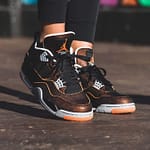 Air Jordan 4 Wmns Retro 'Starfish'