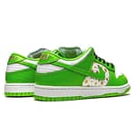 Supreme x Nike Dunk Low OG SB QS ‘Mean Green’