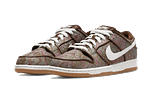 SB Dunk Low Paisley Brown