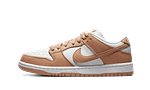 SB Dunk Low Light Cognac