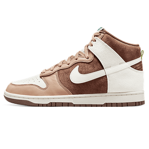 Nike Dunk High ‘Light Chocolate’