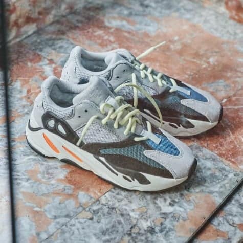 Yeezy 700 Wave Runner Solid Grey