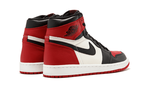 Air Jordan 1 Retro High Bred Toe