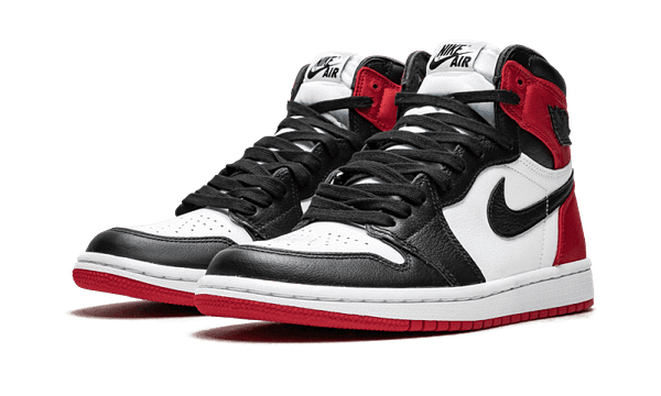 Air Jordan 1 Retro High Satin Black Toe