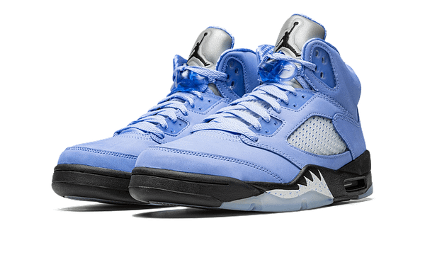 Air Jordan 5 Unc