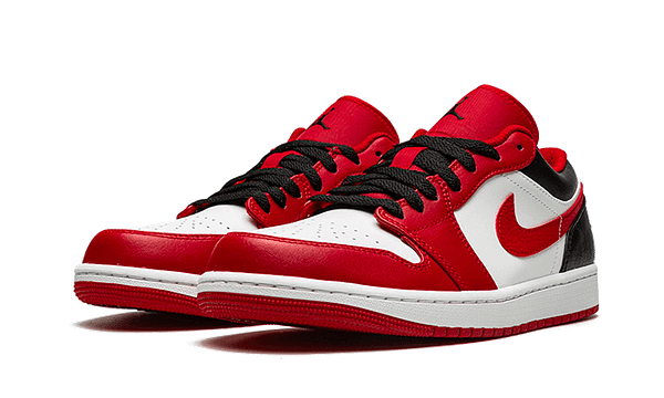 Air Jordan 1 Low Bulls