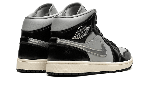 Air Jordan 1 Mid Black Chrome