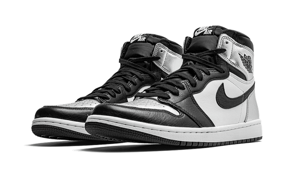 Air Jordan 1 Retro High Silver Toe