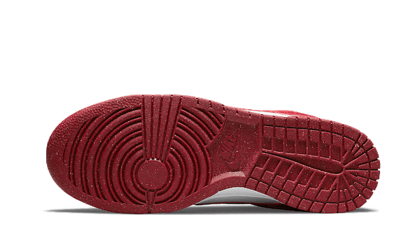 Dunk Low Next Nature Gym Red