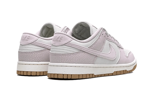 Dunk Low Next Nature Platinum Violet