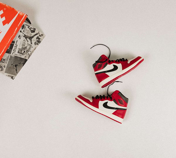 Air Jordan 1 High Chicago Lost And Found (Reimagined)