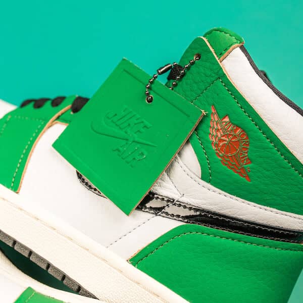 Air Jordan 1 High Lucky Green