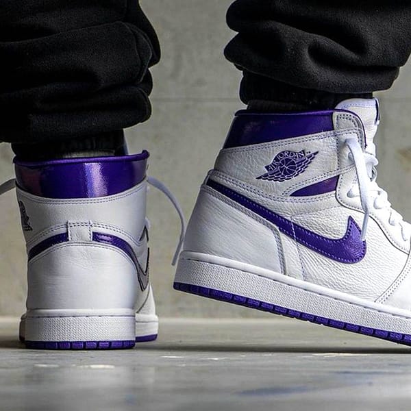 Air Jordan 1 High Og Wmns 'Court Purple'