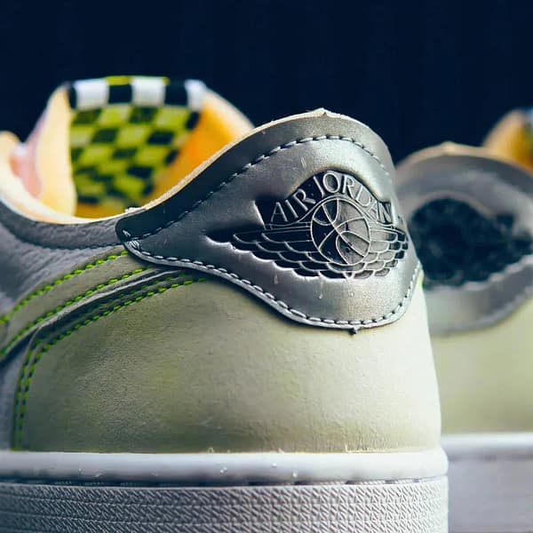 Air Jordan 1 Low Og 'Ghost Green'