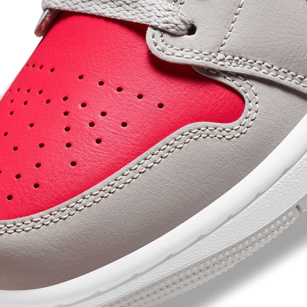 Air Jordan 1 Low Wmns 'Light Iron Ore Siren Red'