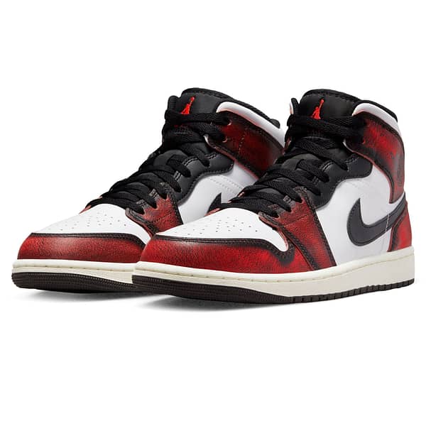 Air Jordan 1 Mid Se 'Wear-Away'